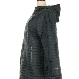 Eddie Bauer Women's Navy Puffer Jacket